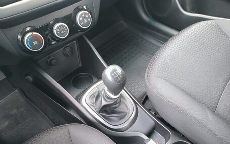 KIA Rio III рестайлинг, 2015 год, 830 000 рублей, 21 фотография