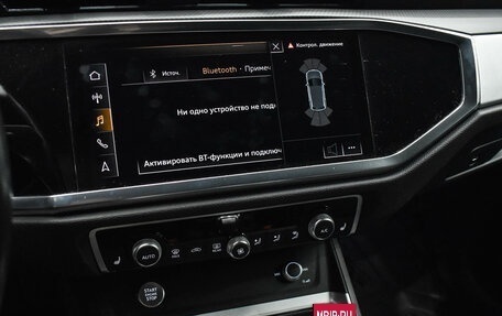 Audi Q3, 2018 год, 3 000 000 рублей, 15 фотография