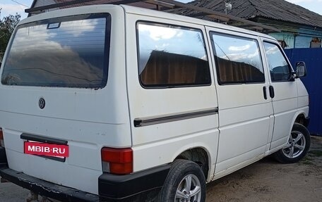 Volkswagen Transporter T4, 1992 год, 600 000 рублей, 3 фотография