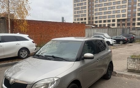 Skoda Fabia II, 2009 год, 550 000 рублей, 3 фотография