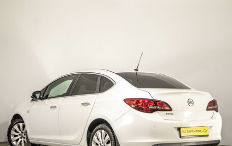 Opel Astra J, 2013 год, 879 000 рублей, 7 фотография