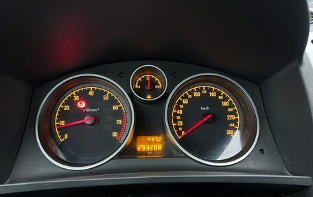 Opel Zafira B, 2012 год, 683 000 рублей, 23 фотография