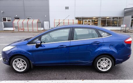 Ford Fiesta, 2015 год, 820 000 рублей, 4 фотография