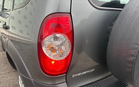 Chevrolet Niva I рестайлинг, 2017 год, 650 000 рублей, 9 фотография