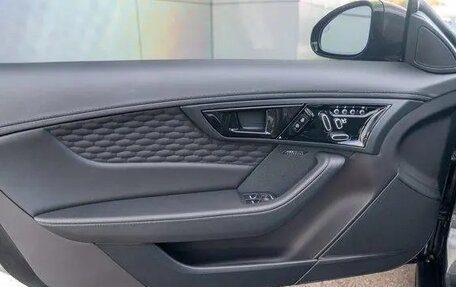 Jaguar F-Type I рестайлинг 2, 2023 год, 12 750 000 рублей, 10 фотография