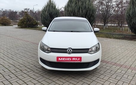 Volkswagen Polo VI (EU Market), 2014 год, 750 000 рублей, 2 фотография