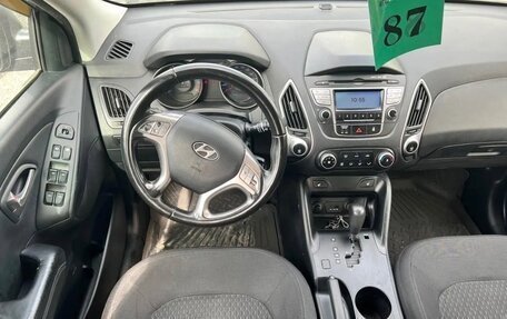 Hyundai ix35 I рестайлинг, 2011 год, 900 000 рублей, 6 фотография