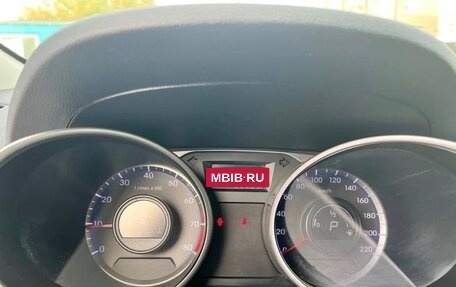 Hyundai ix35 I рестайлинг, 2011 год, 900 000 рублей, 7 фотография