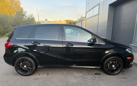 Mercedes-Benz B-Класс, 2017 год, 1 950 000 рублей, 5 фотография