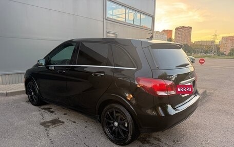 Mercedes-Benz B-Класс, 2017 год, 1 950 000 рублей, 4 фотография