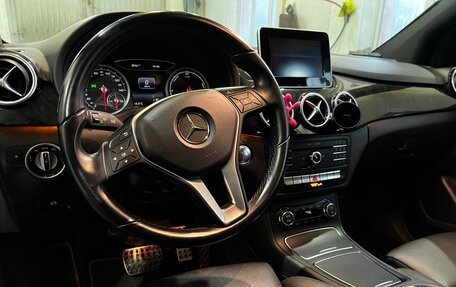 Mercedes-Benz B-Класс, 2017 год, 1 950 000 рублей, 11 фотография