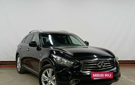 Infiniti QX70, 2013 год, 2 500 000 рублей, 3 фотография