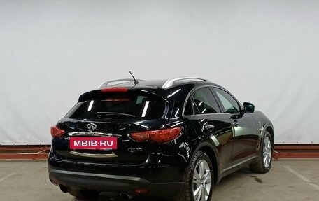 Infiniti QX70, 2013 год, 2 500 000 рублей, 5 фотография