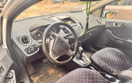 Ford Fiesta, 2015 год, 775 000 рублей, 6 фотография