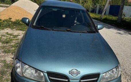 Nissan Almera, 2001 год, 150 000 рублей, 1 фотография