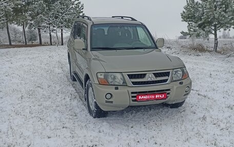 Mitsubishi Pajero III рестайлинг, 2004 год, 1 000 000 рублей, 1 фотография