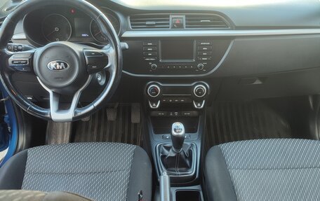 KIA Rio IV, 2018 год, 1 437 000 рублей, 11 фотография