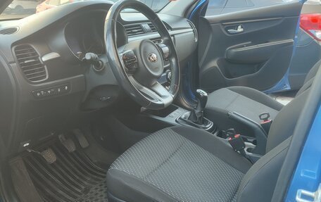 KIA Rio IV, 2018 год, 1 437 000 рублей, 13 фотография