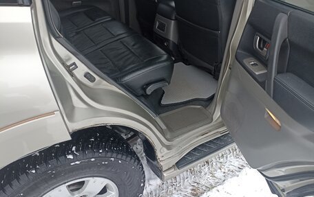 Mitsubishi Pajero III рестайлинг, 2004 год, 1 000 000 рублей, 18 фотография