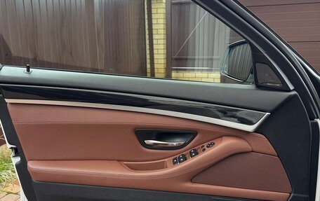 BMW 5 серия, 2016 год, 2 620 000 рублей, 15 фотография