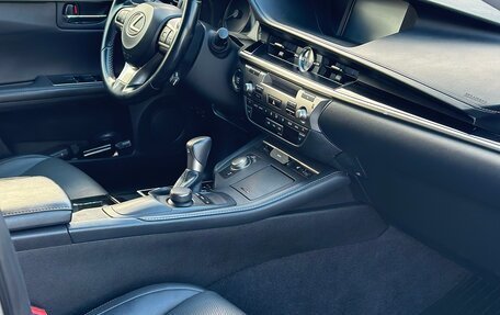 Lexus ES VII, 2017 год, 3 400 000 рублей, 12 фотография