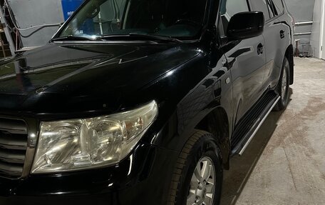 Toyota Land Cruiser 200, 2008 год, 2 650 000 рублей, 3 фотография