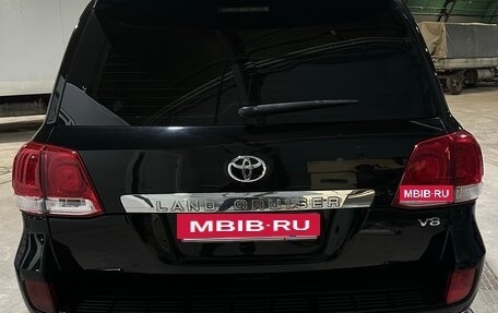 Toyota Land Cruiser 200, 2008 год, 2 650 000 рублей, 4 фотография