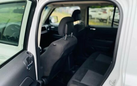 Jeep Liberty (Patriot), 2016 год, 1 199 000 рублей, 7 фотография