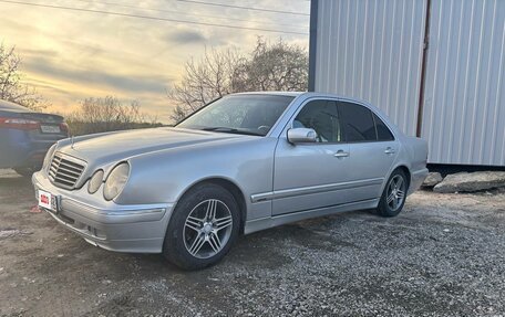 Mercedes-Benz E-Класс, 2001 год, 630 000 рублей, 5 фотография