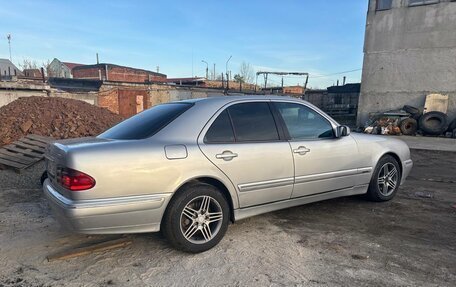 Mercedes-Benz E-Класс, 2001 год, 630 000 рублей, 7 фотография