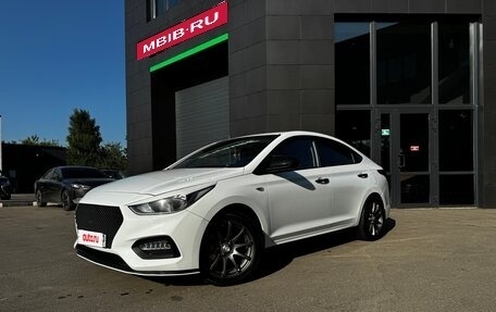 Hyundai Solaris II рестайлинг, 2017 год, 975 000 рублей, 2 фотография