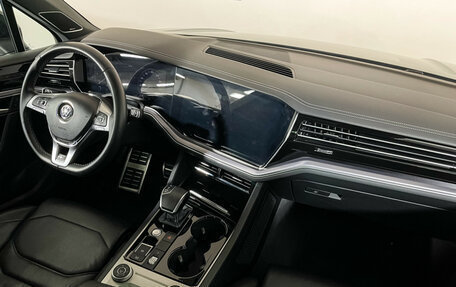 Volkswagen Touareg III, 2019 год, 5 497 000 рублей, 9 фотография