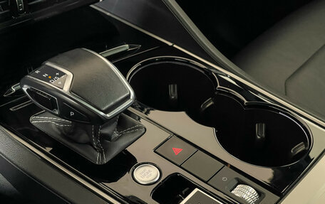 Volkswagen Touareg III, 2019 год, 5 497 000 рублей, 18 фотография