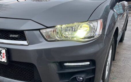 Mitsubishi Outlander III рестайлинг 3, 2010 год, 1 200 000 рублей, 3 фотография