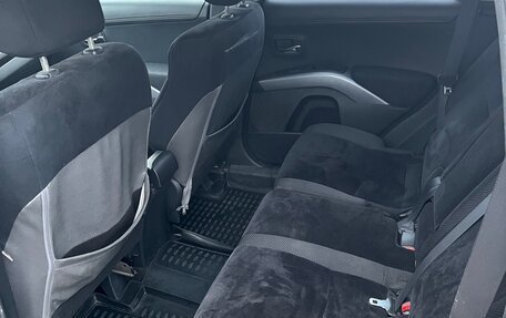 Mitsubishi Outlander III рестайлинг 3, 2010 год, 1 200 000 рублей, 14 фотография