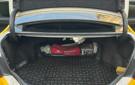 Toyota Camry, 2017 год, 1 800 000 рублей, 7 фотография