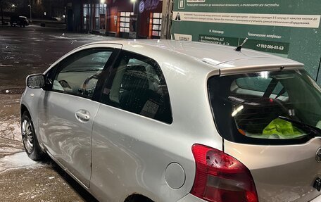 Toyota Yaris III рестайлинг, 2008 год, 550 000 рублей, 4 фотография