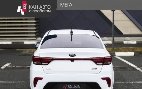 KIA Rio IV, 2018 год, 940 000 рублей, 4 фотография