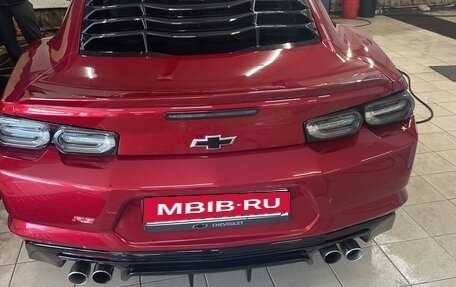 Chevrolet Camaro VI, 2021 год, 3 300 000 рублей, 1 фотография