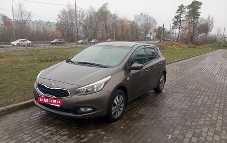 KIA cee'd III, 2013 год, 800 000 рублей, 3 фотография