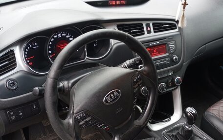 KIA cee'd III, 2013 год, 800 000 рублей, 13 фотография
