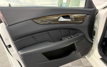 Mercedes-Benz CLS, 2016 год, 3 300 000 рублей, 16 фотография