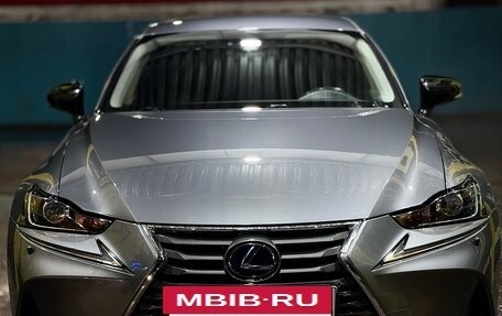 Lexus IS III, 2018 год, 2 850 000 рублей, 2 фотография