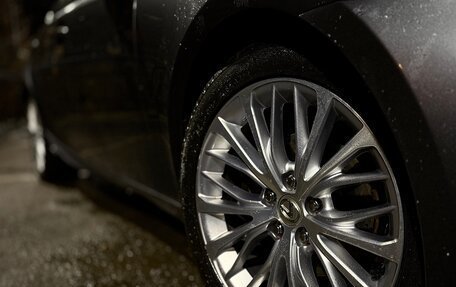 Lexus IS III, 2018 год, 2 850 000 рублей, 7 фотография