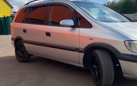 Opel Zafira A рестайлинг, 2001 год, 450 000 рублей, 5 фотография