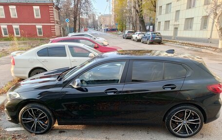 BMW 1 серия, 2019 год, 1 730 000 рублей, 4 фотография