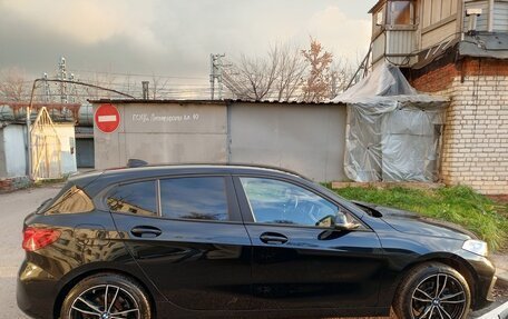 BMW 1 серия, 2019 год, 1 730 000 рублей, 6 фотография