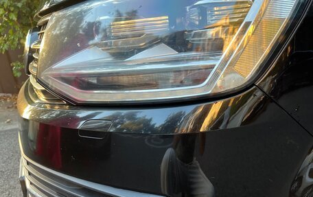 Volkswagen Multivan T6 рестайлинг, 2015 год, 3 450 000 рублей, 7 фотография