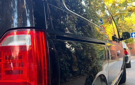 Volkswagen Multivan T6 рестайлинг, 2015 год, 3 450 000 рублей, 11 фотография