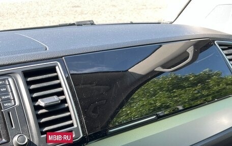 Volkswagen Multivan T6 рестайлинг, 2015 год, 3 450 000 рублей, 18 фотография